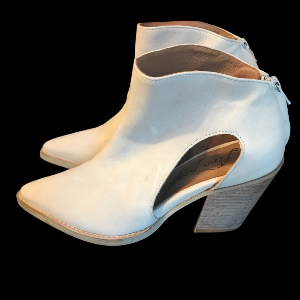 NWOB Free People Wilder White Bootie - Picture 2 of 9